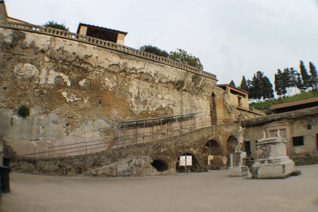 Herculaneum, March 2014. Looking north from terrace.
Foto Annette Haug, ERC Grant 681269 DÉCOR